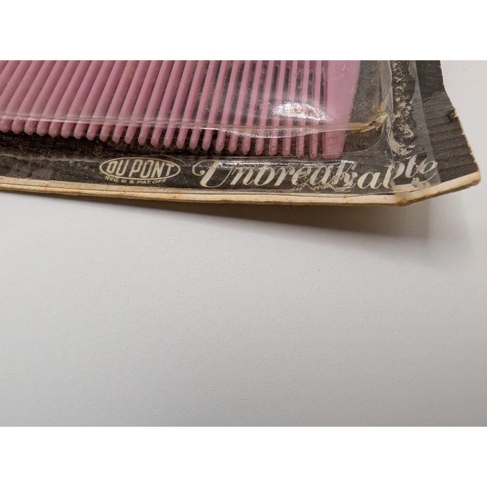 Vintage 1960s/1970s Unopened Nylon Unbreakable Comb Du Pont 5